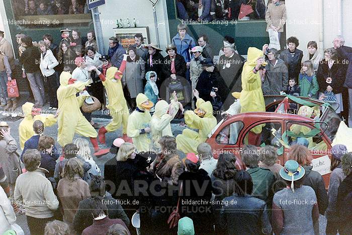 1980 Karnevals Umzug Veilchen Dienstag Sinzig: KRMZVLDNSN-008258
