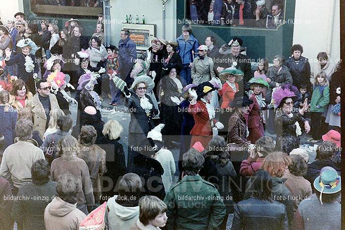 1980 Karnevals Umzug Veilchen Dienstag Sinzig: KRMZVLDNSN-008267