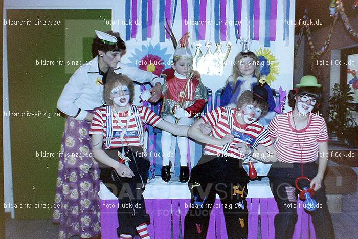 1979 Karneval im Kath. Kindergarten St. Peter Sinzig: KRKTKNSTPTSN-008508