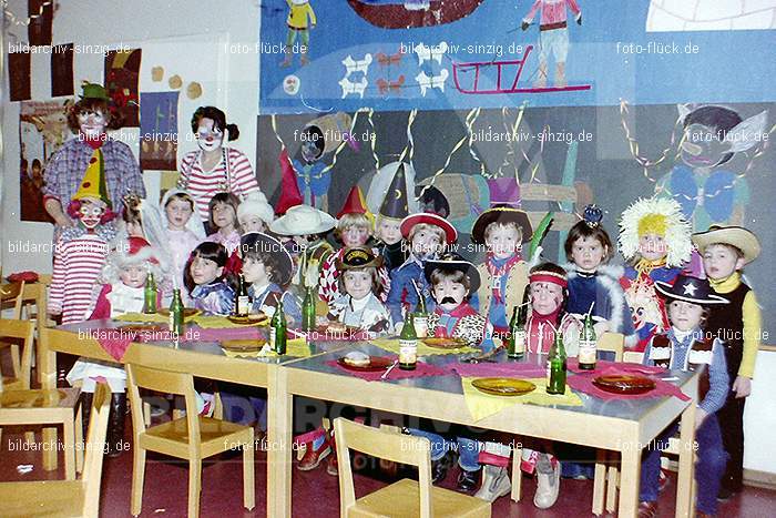 1979 Karneval im Kath. Kindergarten St. Peter Sinzig: KRKTKNSTPTSN-008528