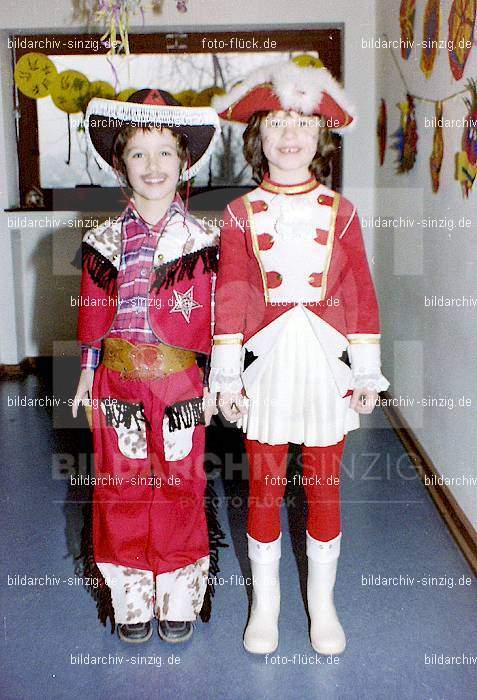 1979 Karneval im Kath. Kindergarten St. Peter Sinzig: KRKTKNSTPTSN-008546