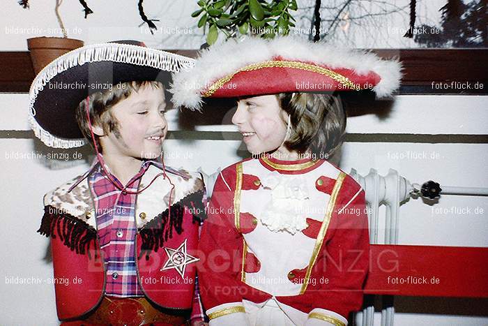 1979 Karneval im Kath. Kindergarten St. Peter Sinzig: KRKTKNSTPTSN-008547