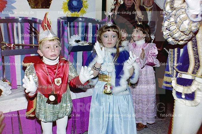 1979 Karneval im Kath. Kindergarten St. Peter Sinzig: KRKTKNSTPTSN-008581