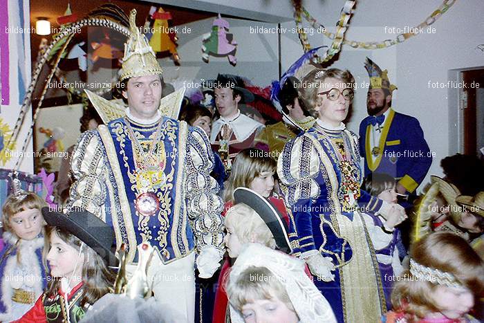 1979 Karneval im Kath. Kindergarten St. Peter Sinzig: KRKTKNSTPTSN-008590