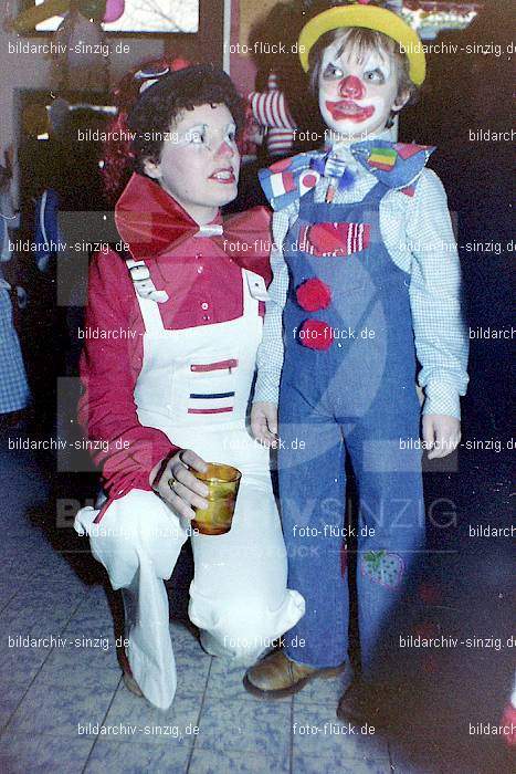 1979 Karneval im Kath. Kindergarten St. Peter Sinzig: KRKTKNSTPTSN-008606