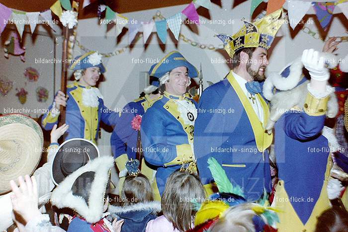 1979 Karneval im Kath. Kindergarten St. Peter Sinzig: KRKTKNSTPTSN-008612