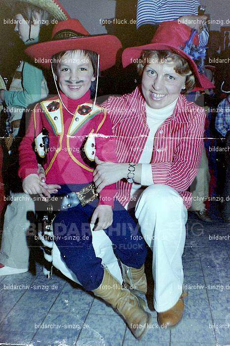 1979 Karneval im Kath. Kindergarten St. Peter Sinzig: KRKTKNSTPTSN-008613