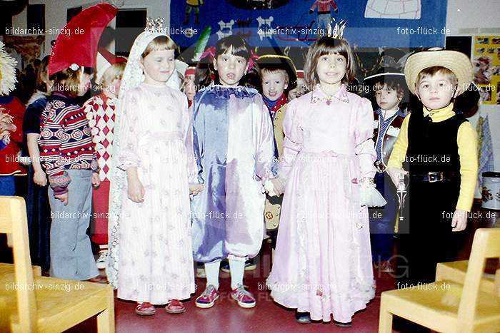 1979 Karneval im Kath. Kindergarten St. Peter Sinzig: KRKTKNSTPTSN-008614