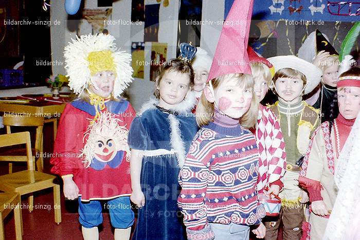 1979 Karneval im Kath. Kindergarten St. Peter Sinzig: KRKTKNSTPTSN-008615