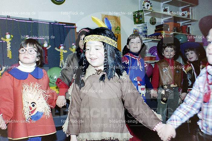 1979 Karneval im Kath. Kindergarten St. Peter Sinzig: KRKTKNSTPTSN-008628