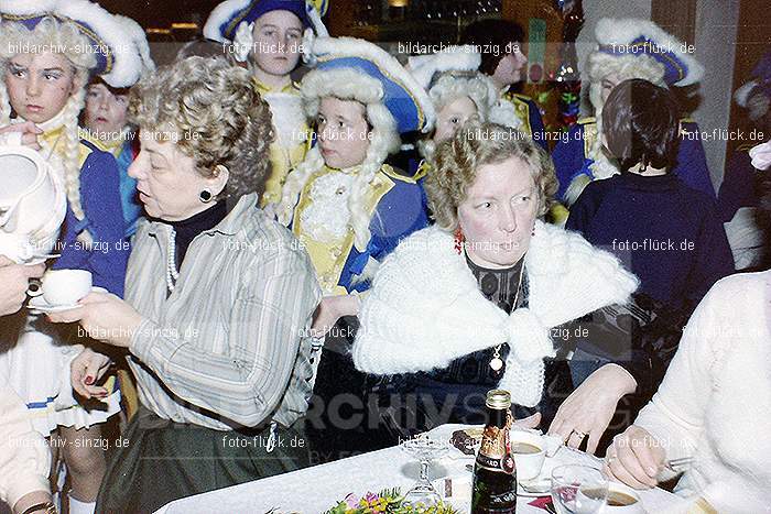 1979 Möhnekaffee im Helenensaal Sinzig: MHHLSN-008831