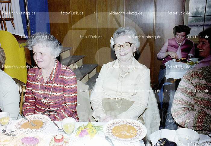 1979 Möhnekaffee im Helenensaal Sinzig: MHHLSN-008877