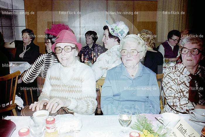 1979 Möhnekaffee im Helenensaal Sinzig: MHHLSN-008879