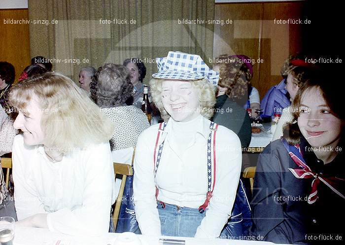 1979 Möhnekaffee im Helenensaal Sinzig: MHHLSN-008882