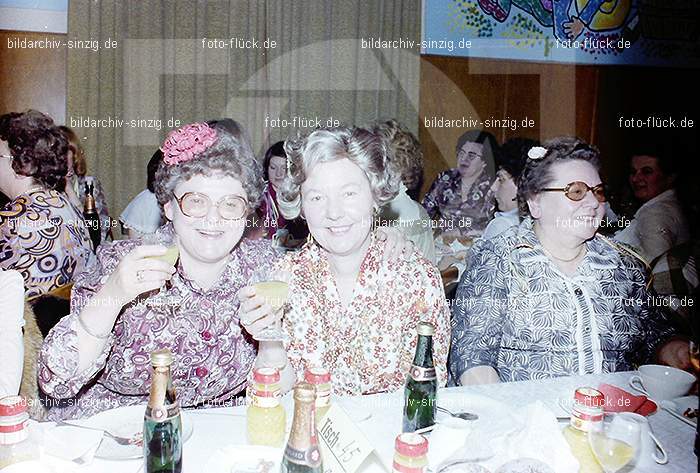 1979 Möhnekaffee im Helenensaal Sinzig: MHHLSN-008889