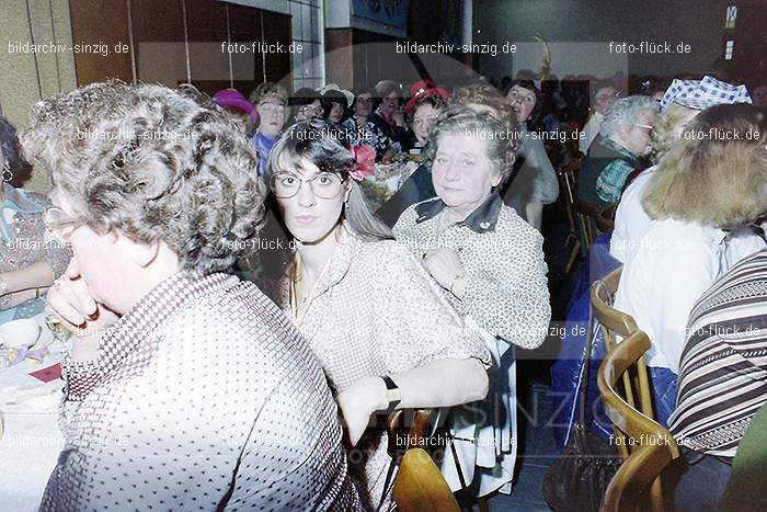 1979 Möhnekaffee im Helenensaal Sinzig: MHHLSN-008897