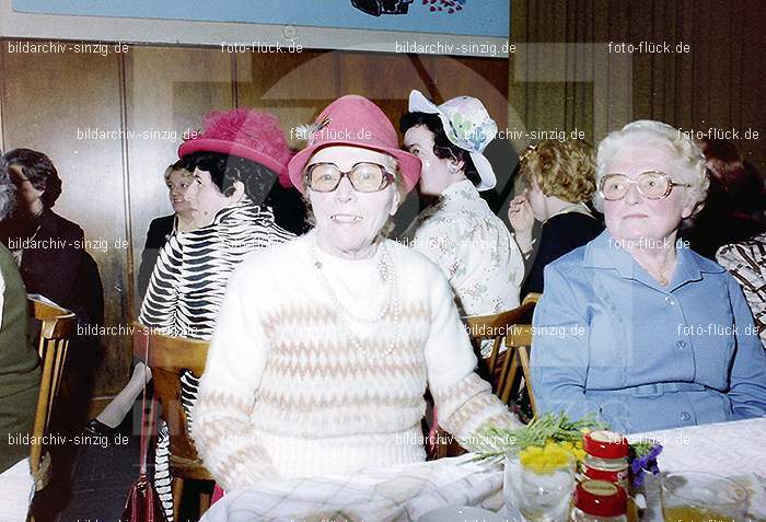 1979 Möhnekaffee im Helenensaal Sinzig: MHHLSN-008936