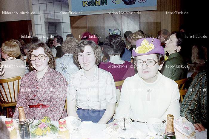 1979 Möhnekaffee im Helenensaal Sinzig: MHHLSN-008964