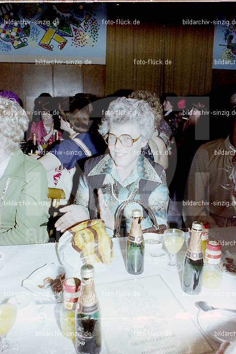 1979 Möhnekaffee im Helenensaal Sinzig: MHHLSN-008974