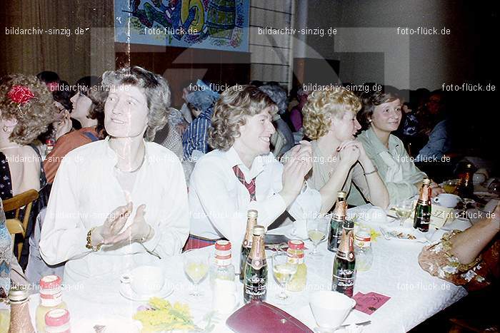 1979 Möhnekaffee im Helenensaal Sinzig: MHHLSN-008975