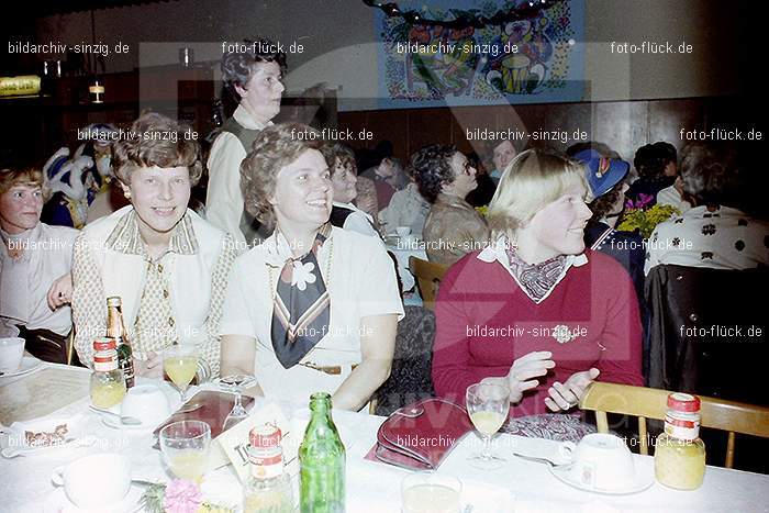 1979 Möhnekaffee im Helenensaal Sinzig: MHHLSN-008978