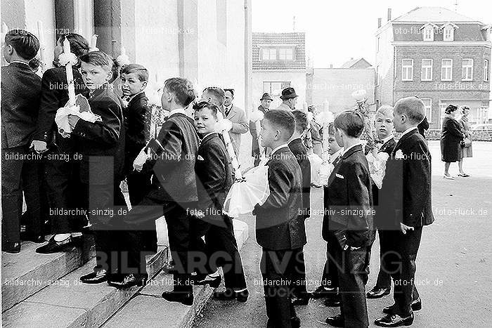 1967 Weißer Sonntag Kommunion in Sinzig St. Peter: WSSNKMSNSTPT-009923