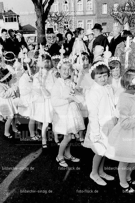1967 Weißer Sonntag Kommunion in Sinzig St. Peter: WSSNKMSNSTPT-009956