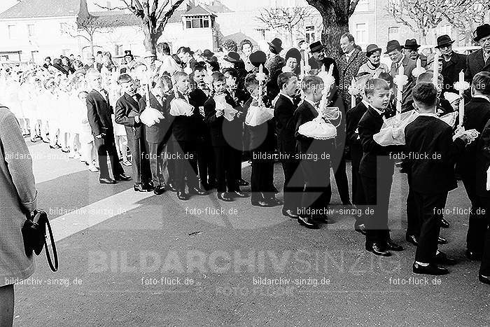 1967 Weißer Sonntag Kommunion in Sinzig St. Peter: WSSNKMSNSTPT-009961