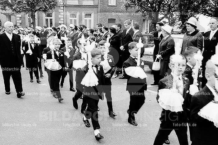 1967 Weißer Sonntag Kommunion in Sinzig St. Peter: WSSNKMSNSTPT-009969